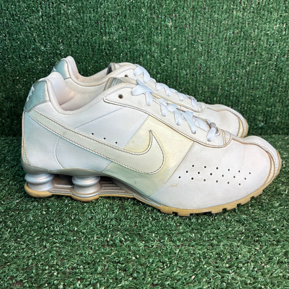 Nike Shox Classic II Leather Y2K Running Shoes White Metallic Silver Womens 7.5